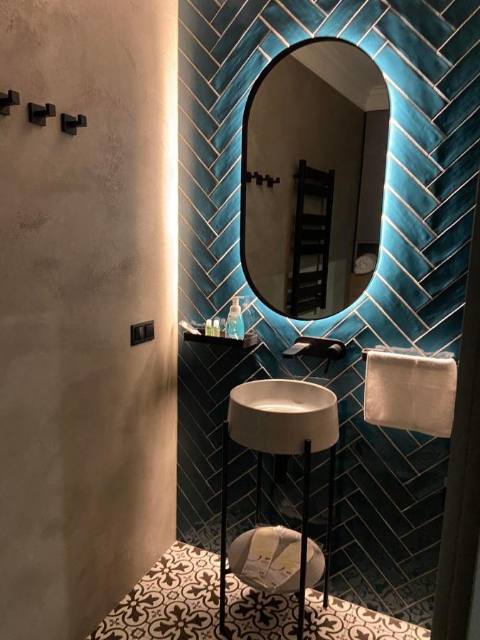 Lux Appartments В Центре Города В Стиле Loft Vinnytsia Ngoại thất bức ảnh